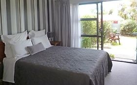Opua Boutique Seaview Motel